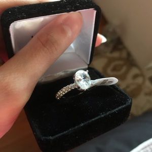 Woman cocktail ring size 6